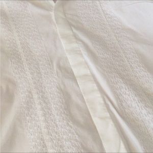 Embroidered Shirt. Size L